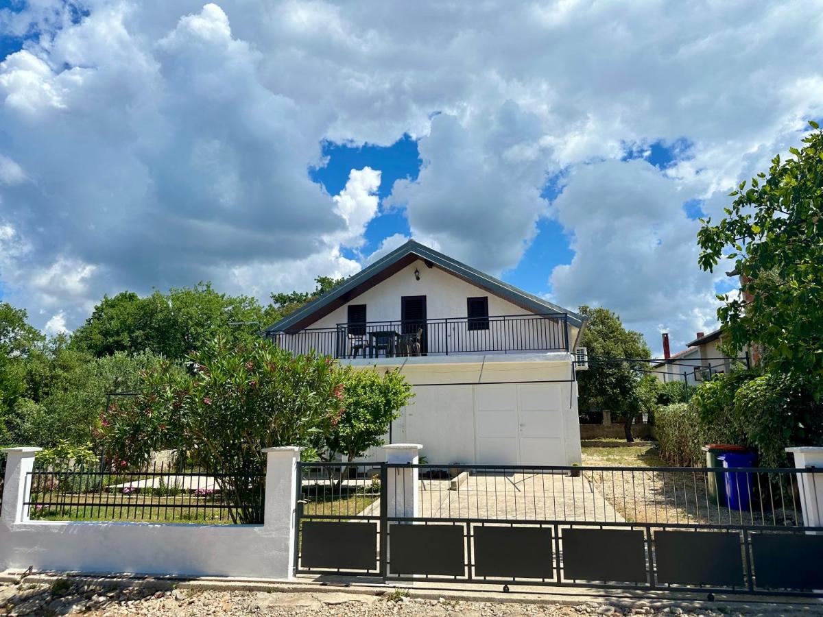 Sailhouse Apartments