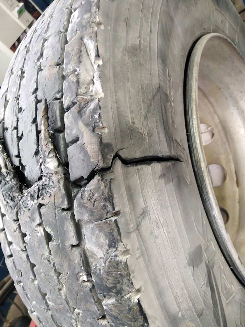 GALLUS-COMMERCE VULKANIZERSKO-TRGOVAČKI OBRT