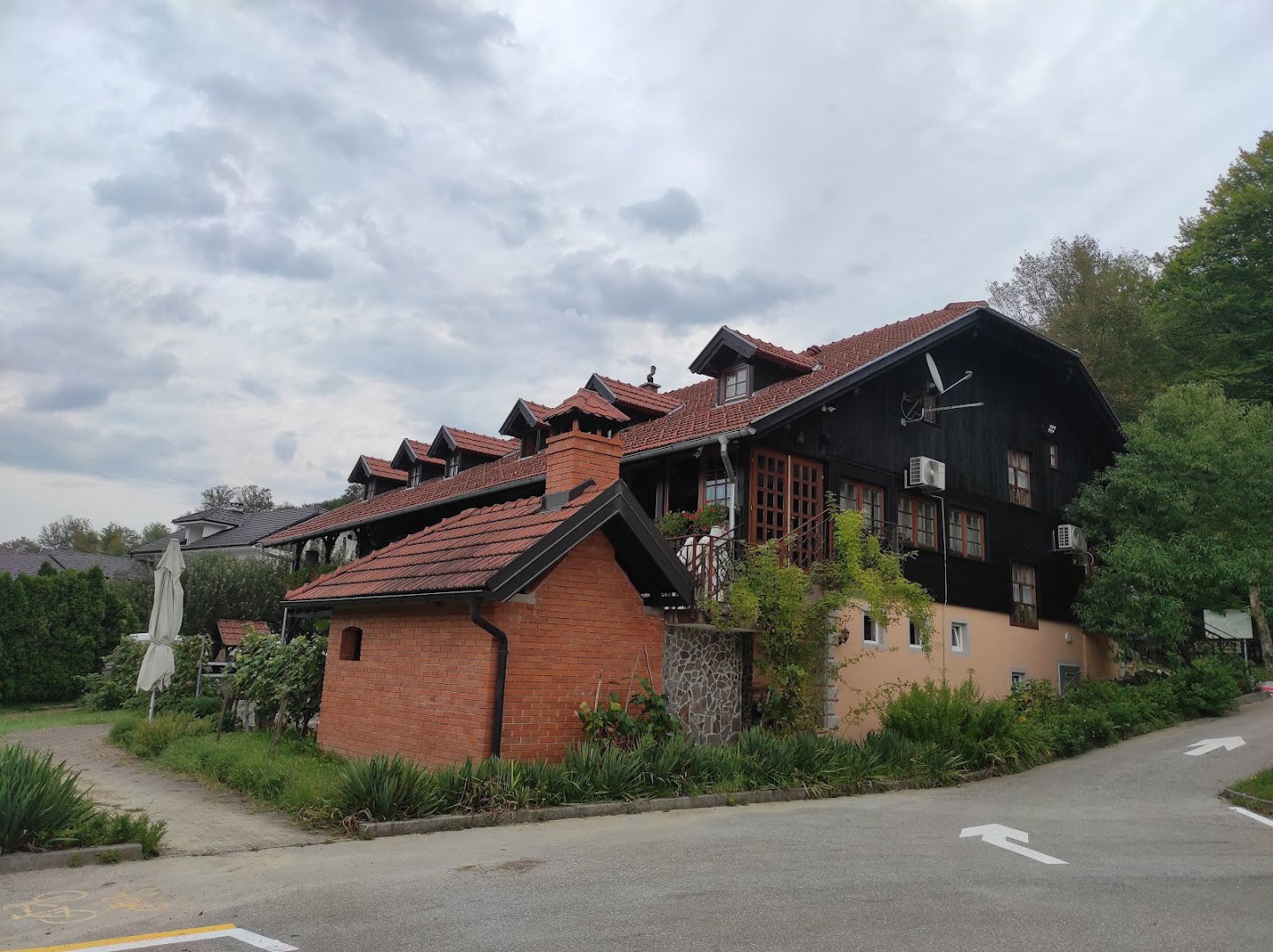 Restaurant Lojzekova House