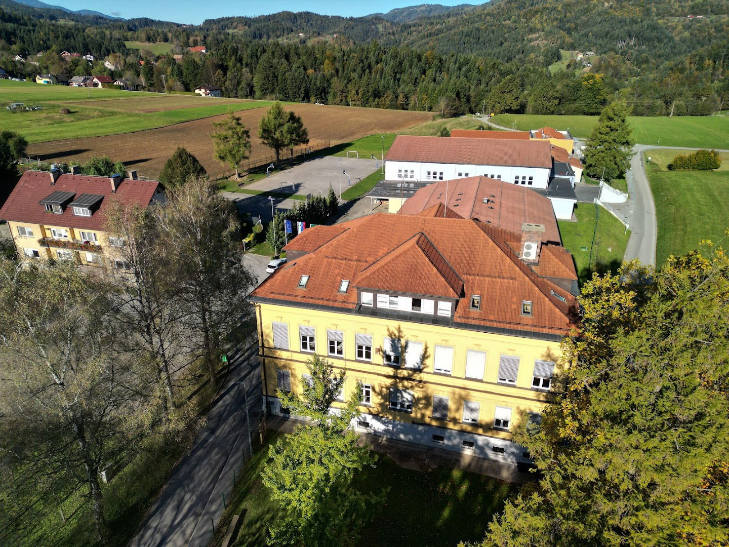 Osnovna šola Lovrenc na Pohorju