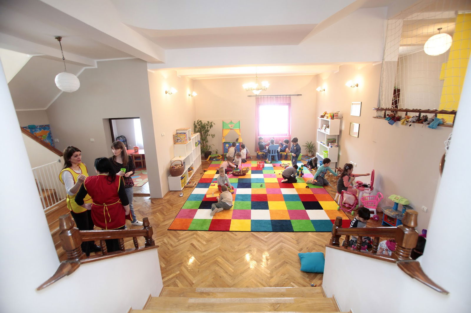 Приватна предшколска установа "Чаробни кутак"