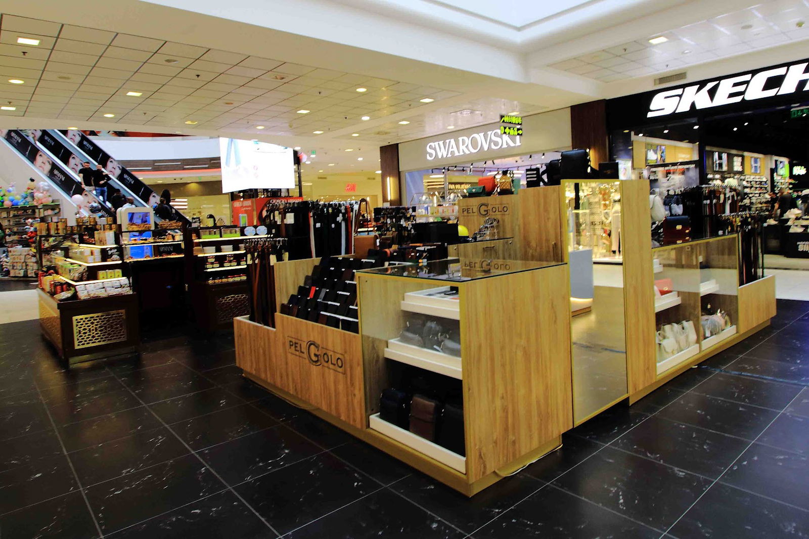 PelGolo City Center One West