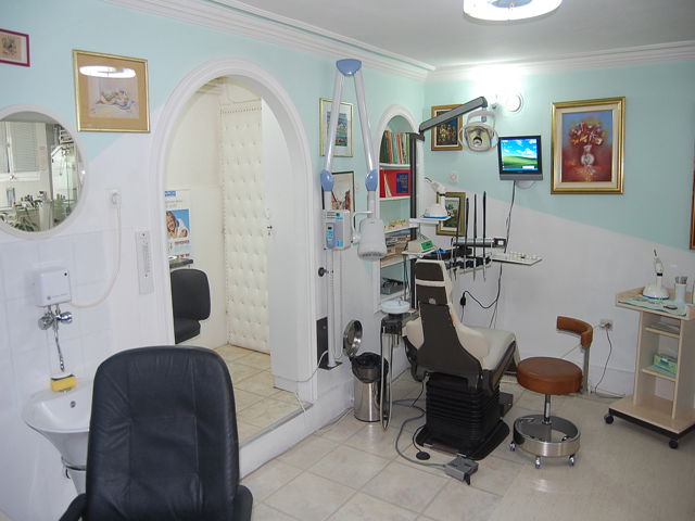 Ordinacija opšte stomatologije "Kozomara Dr Jovo"