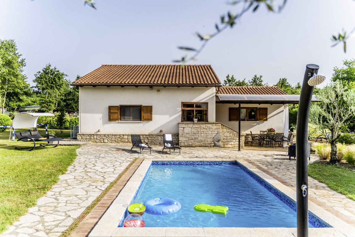 Bella Collina Holiday House