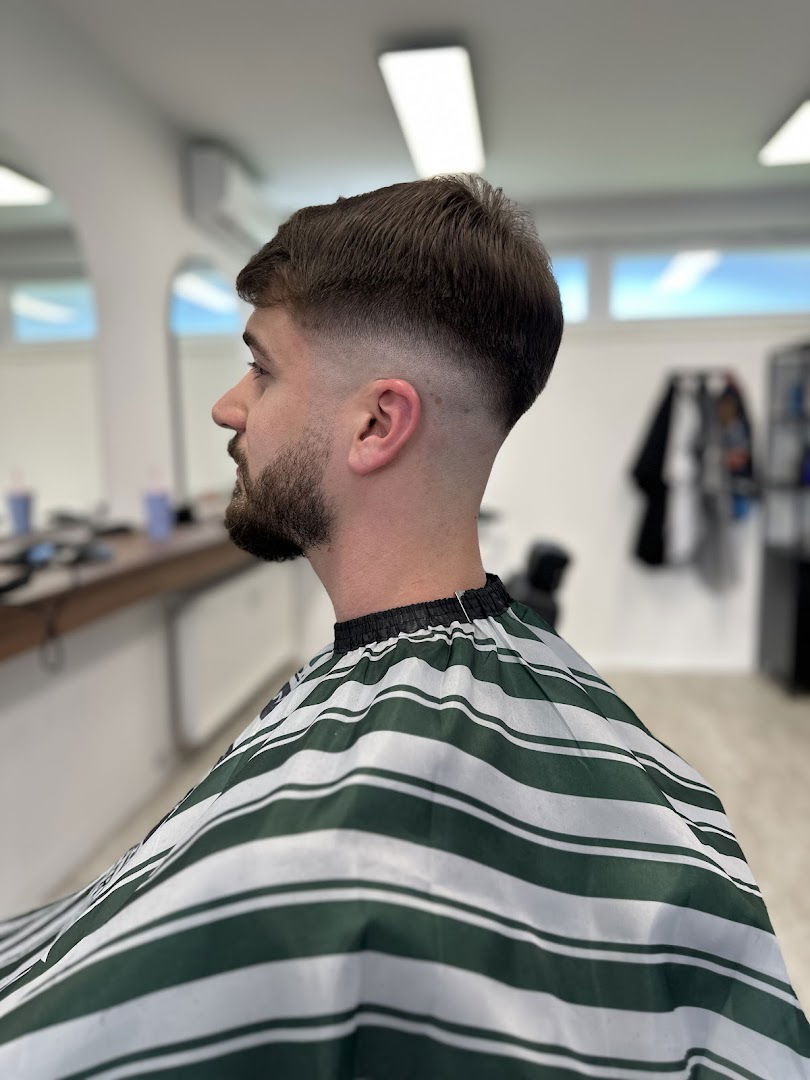 MAX STYLE barbershop