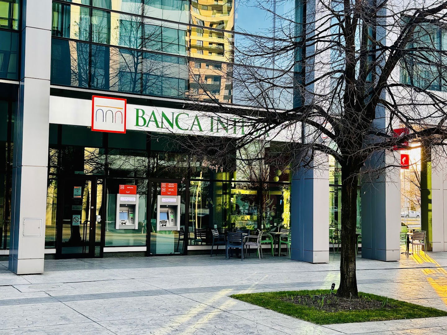 Banca Intesa