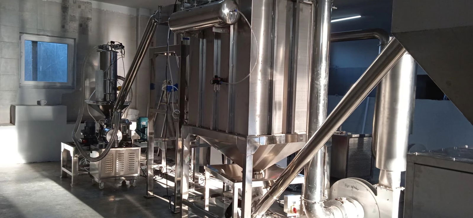 DIVANDREJ DOO SREMČICA