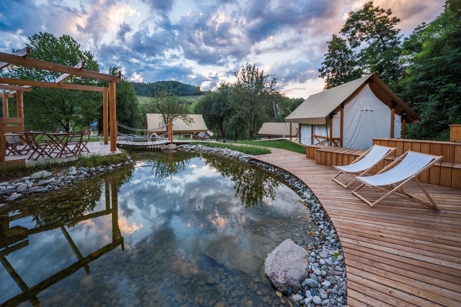 Chateau Ramšak, vineyard glamping resort