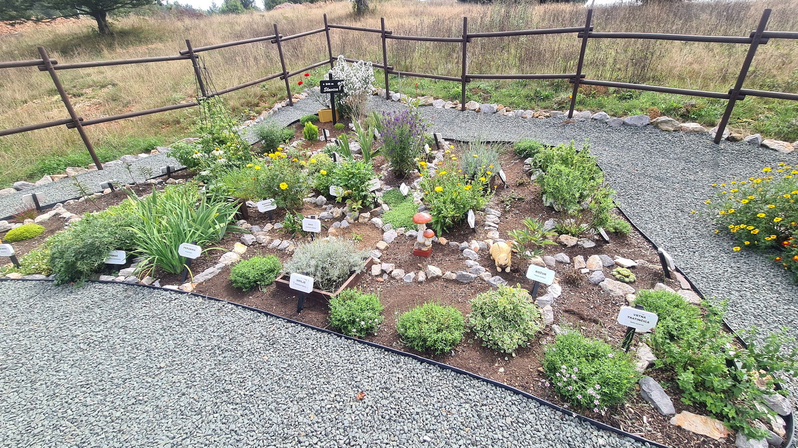 Mali gorski botanički vrt Slavica