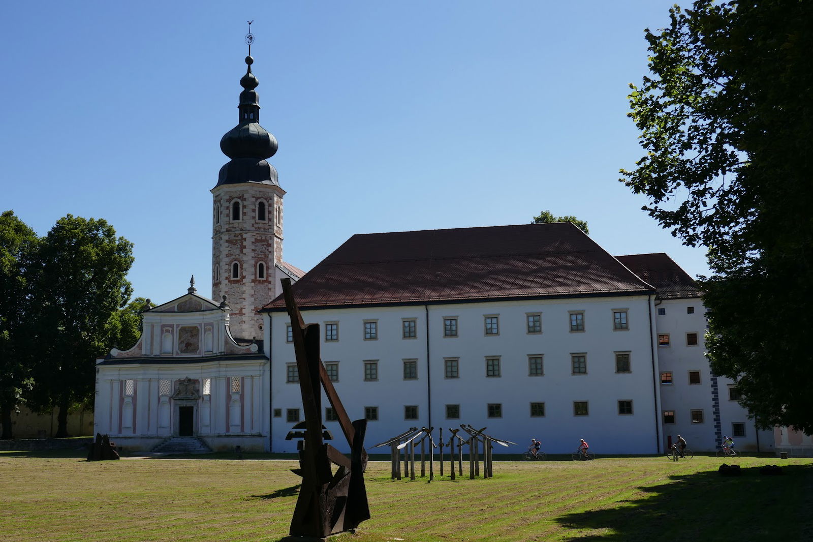 Kostanjeviški samostan