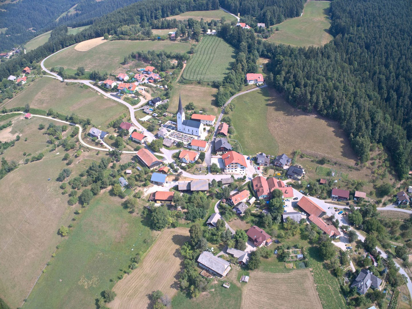 Župnijska cerkev sv. Danijela