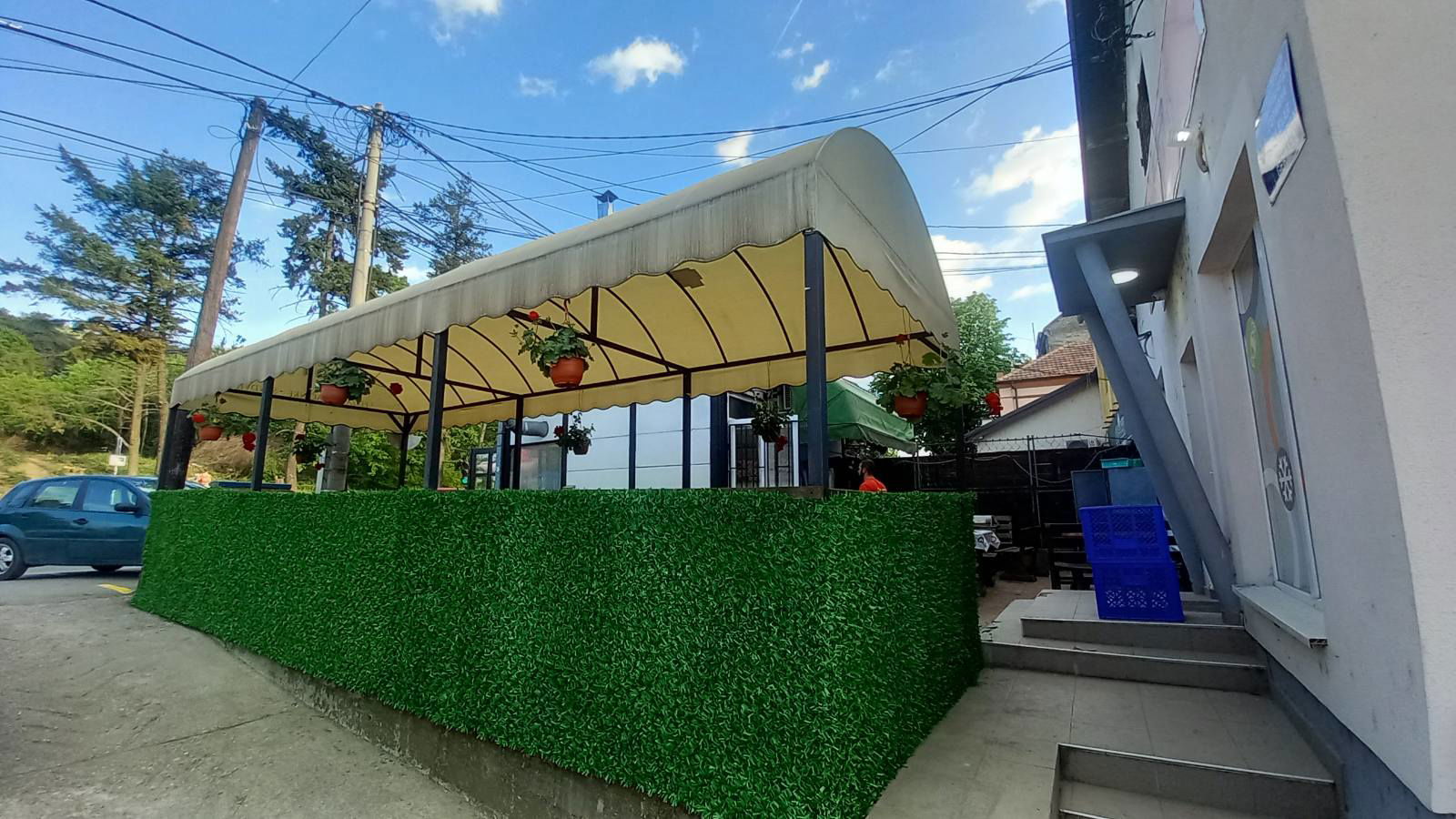 Pečenjara i roštilj Pod Avalom