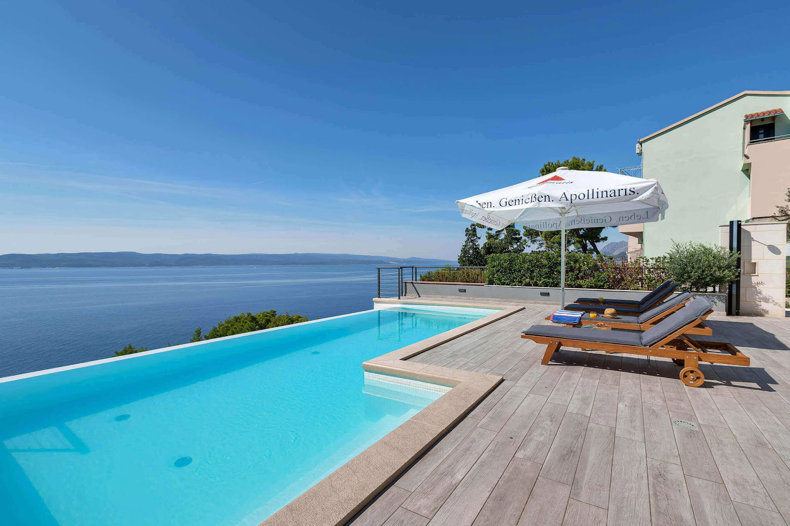 Matko oasis - Apartments with shared pool