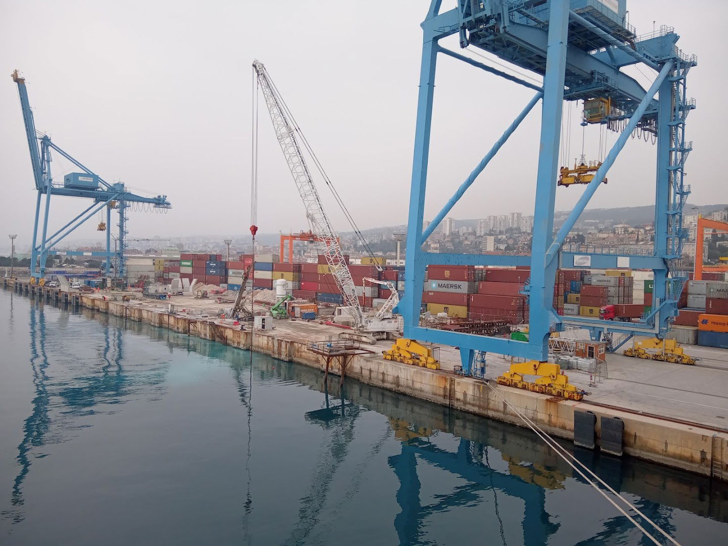 Kontejnerski terminal Brajdica