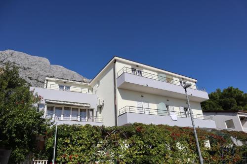 Bilin san apartments