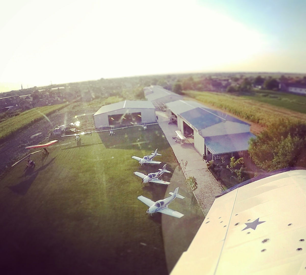 Airport Vojka (LYVJ)