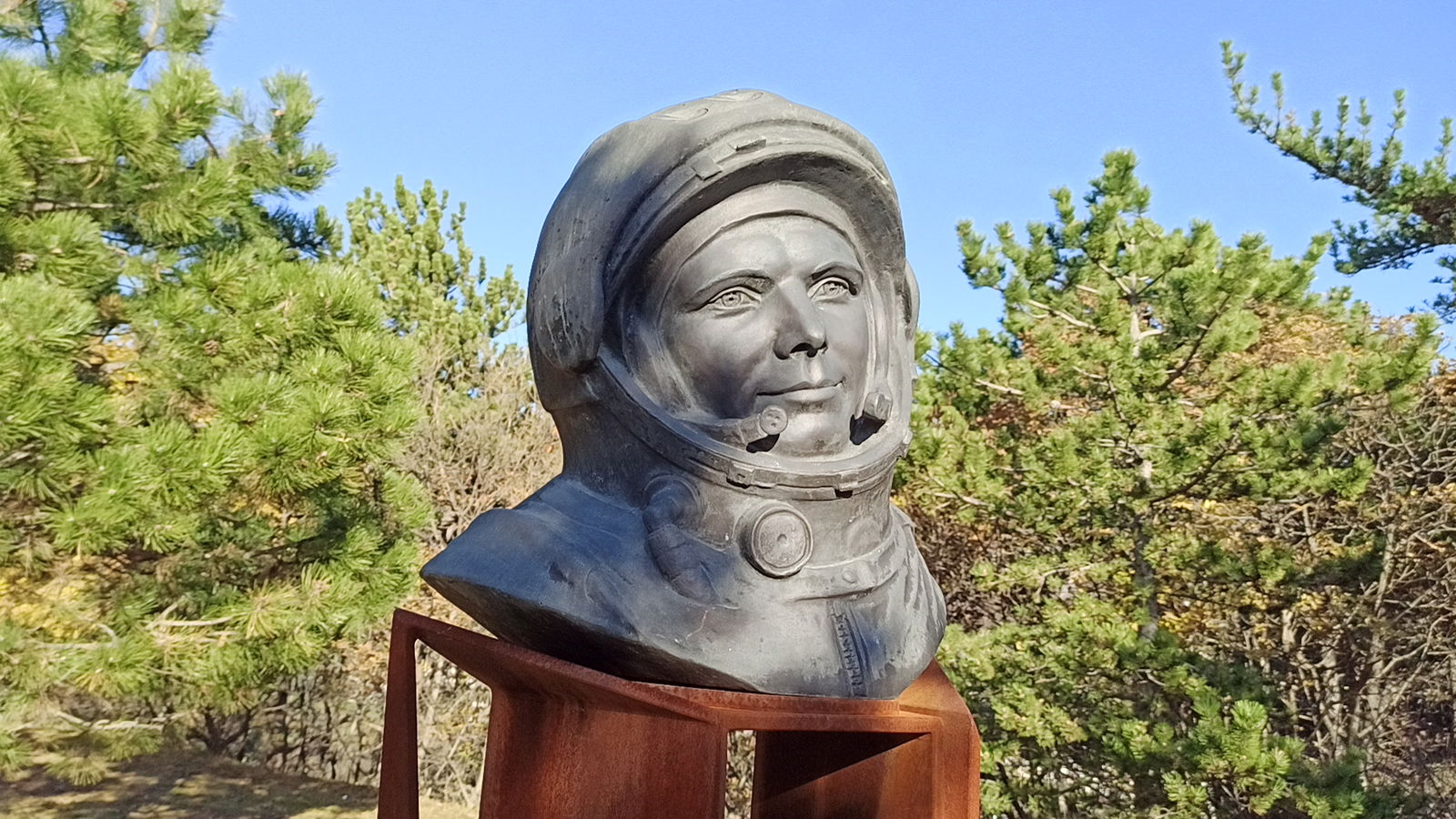 Bust of Jurij Gagarin