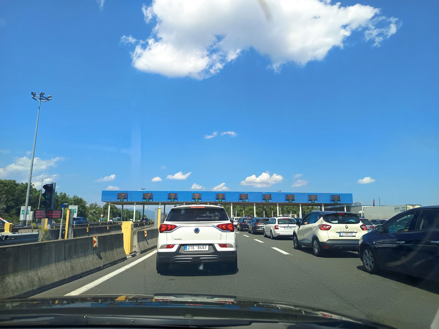 Samo karticom - Naplatna postaja Zagreb Demerje