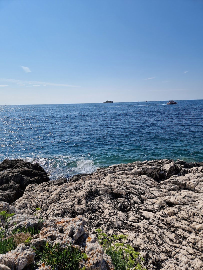 Lonely Beach Rovinij