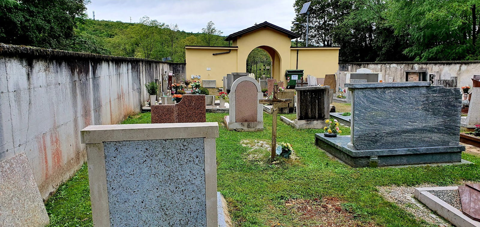 Pokopališče/ Cimitero Palkišče