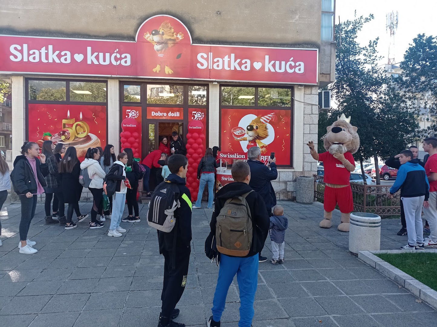 Slatka kuća SWISSLION