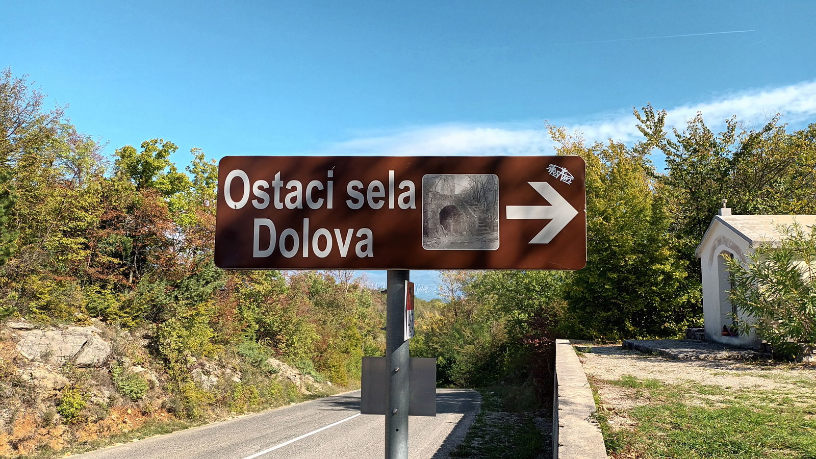 Dolova Village Ruins Parking