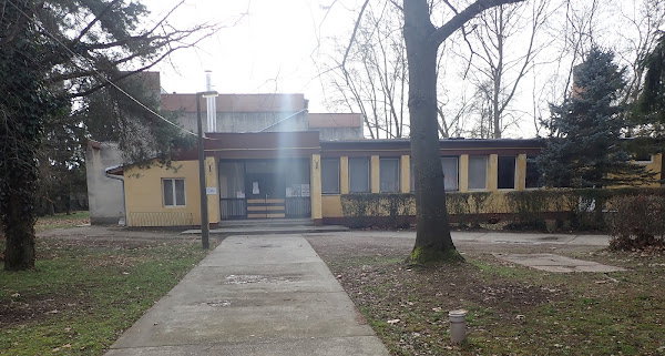 Àltalànos Iskola--és menza, nyilvànos meleg étel ellátás