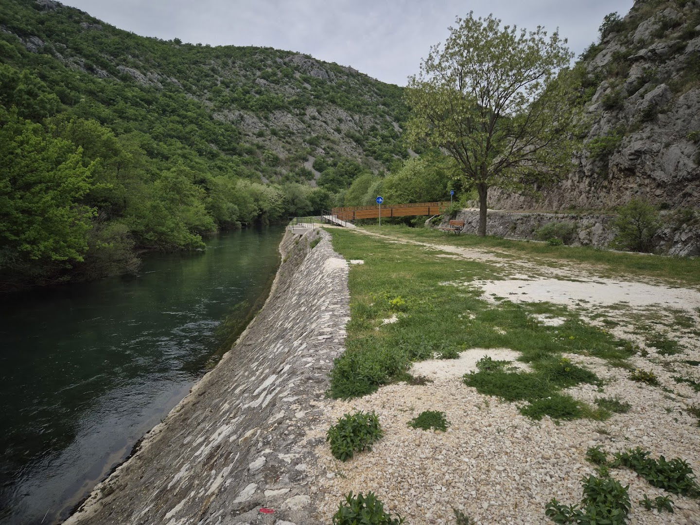 Šetnica prema ušću Butižnice i Krke