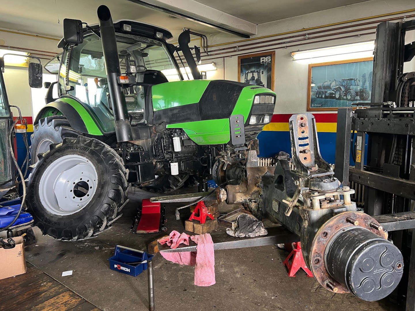 SERVIS MUTAK, OBRT ZA AUTOSERVIS I TRGOVINU,VL.MARIO MUTAK, LOBOR, PETROVA GORA 9