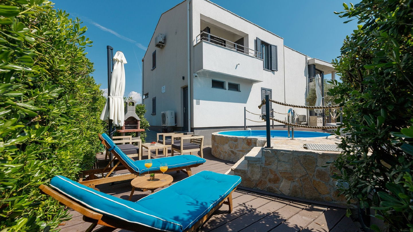 Ferienhaus MALO Apartments Privlaka Mletak