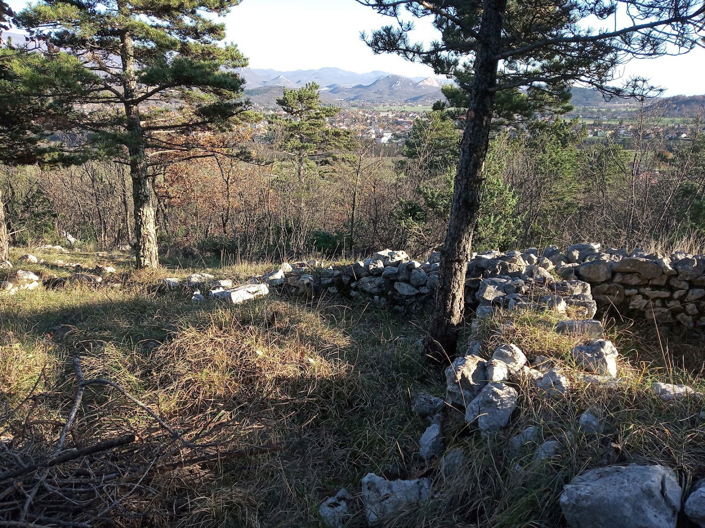 Jelenje - rimski zid - Claustra Alpium Iuliarum