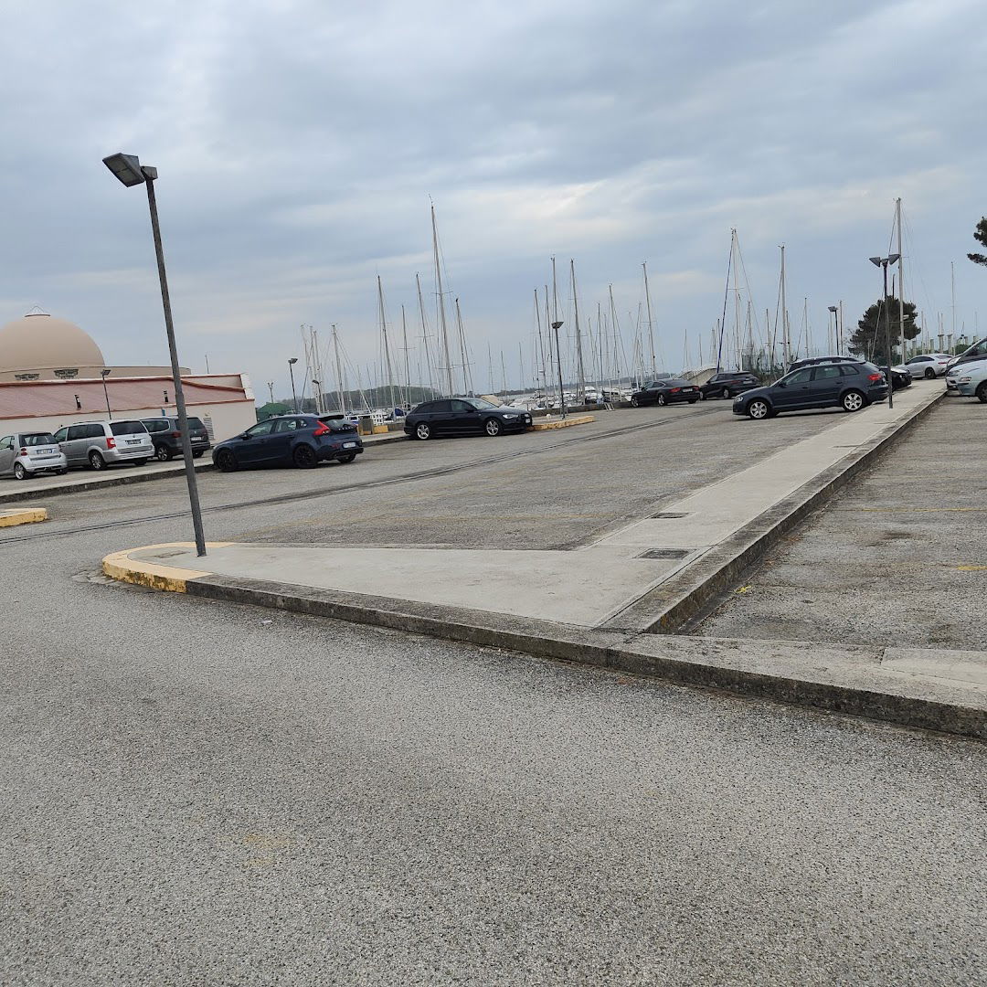 Parcheggio riservato