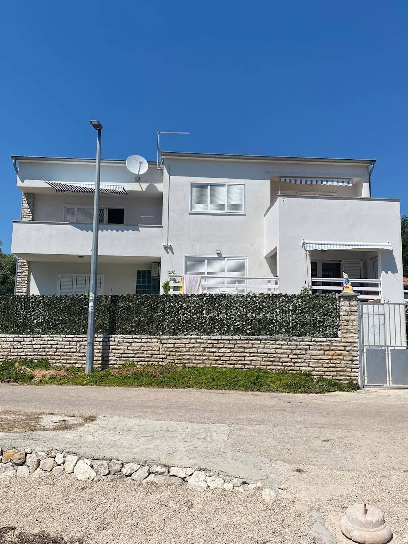 Beach front apartments Dada