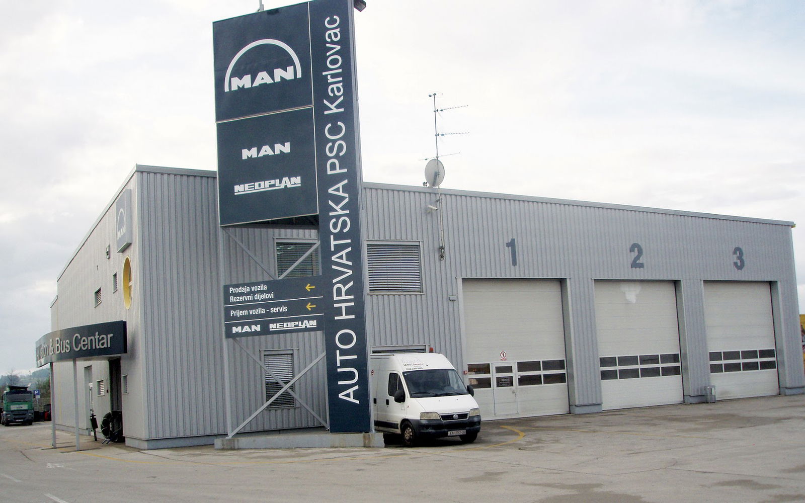 Auto Hrvatska Prodajno servisni centri Karlovac