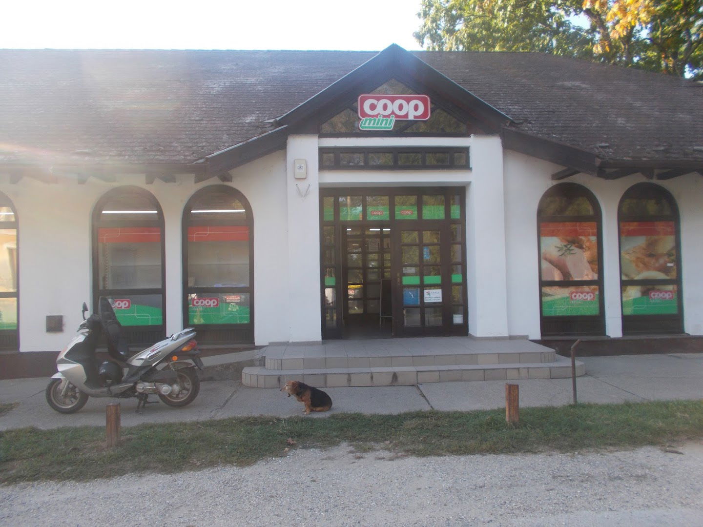 72.sz. Élelmiszerbolt