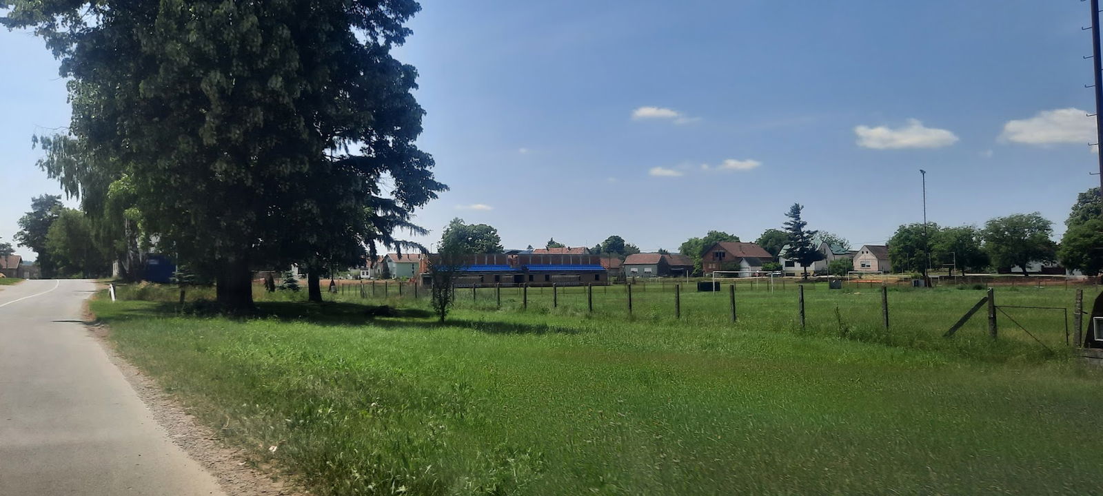 Nogometno Igralište Grabrovnica