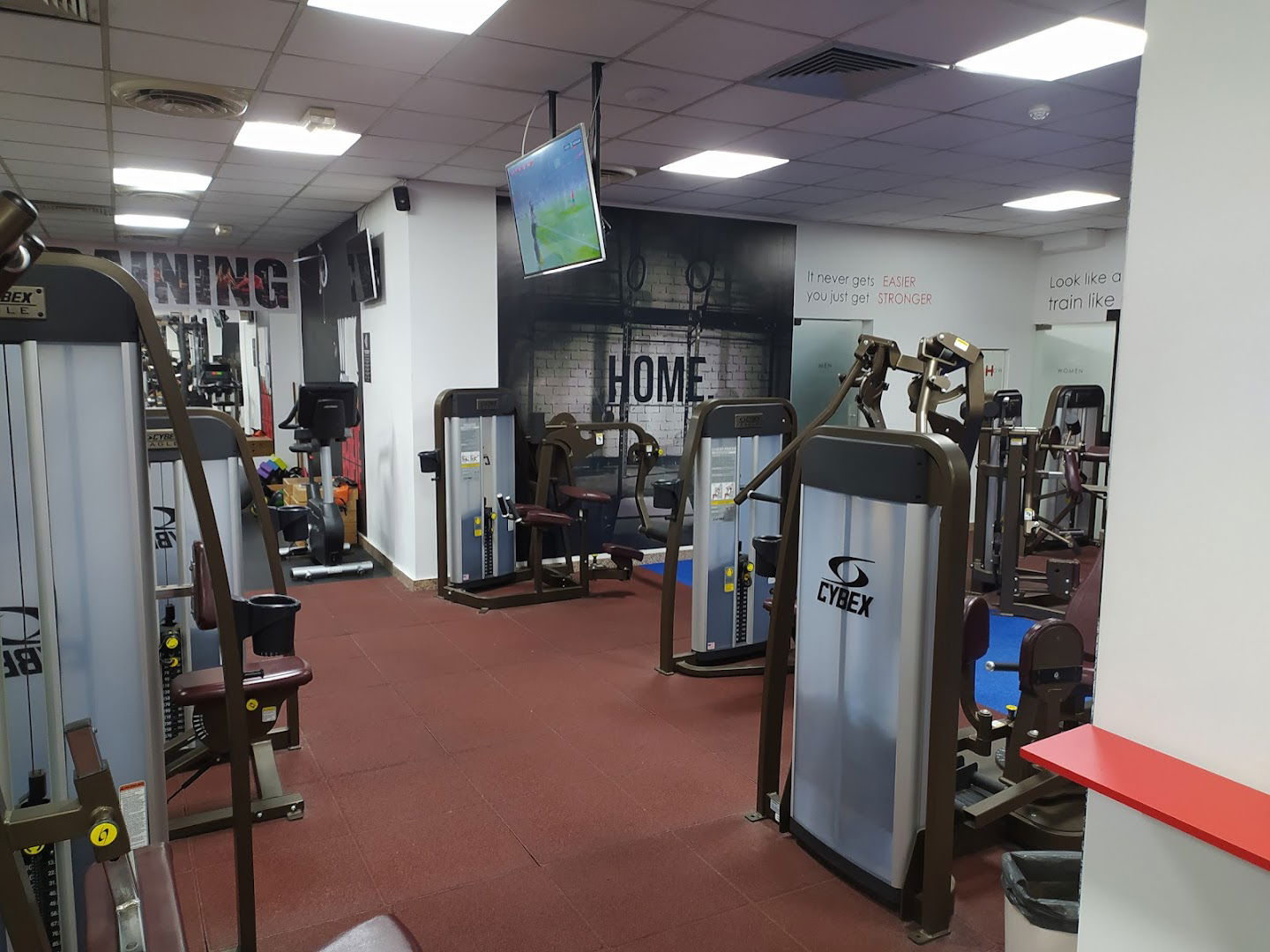 Iron Republic Centar