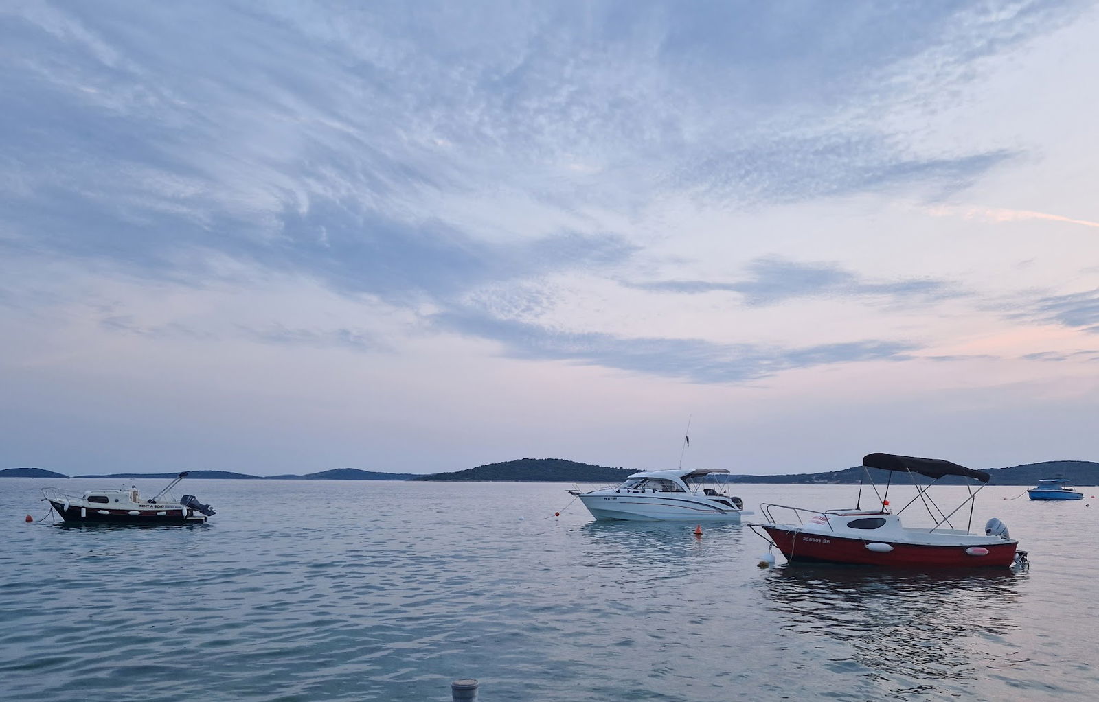 Rent a Boat Šibenik-Jadrija