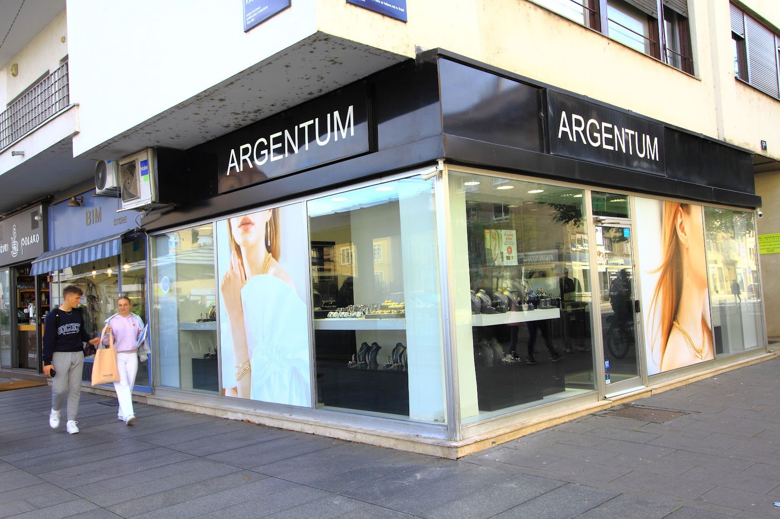 Argentum