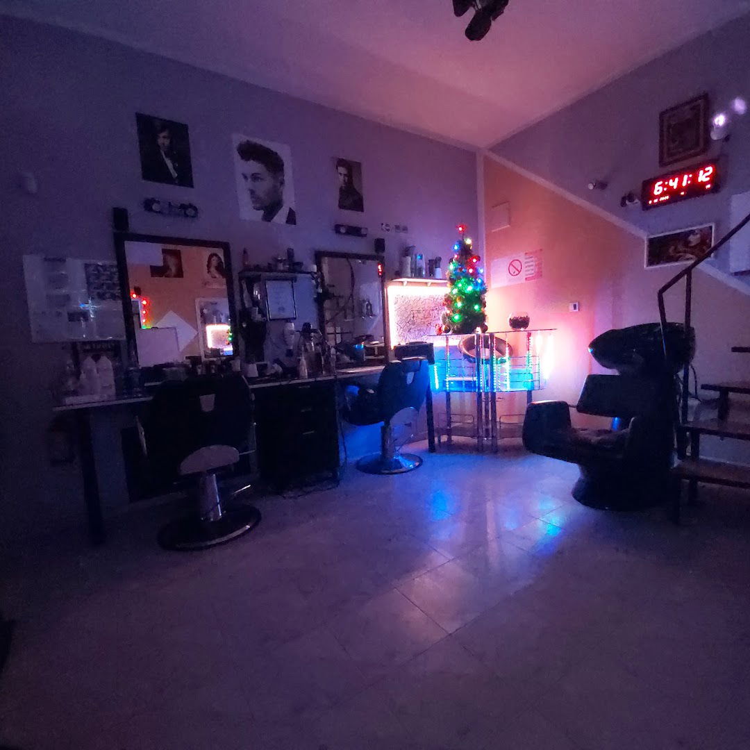 Studio 28 Frizer Maki