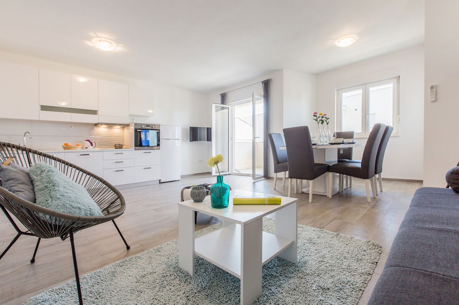 Maiv Apartments, Zatoglav 32b