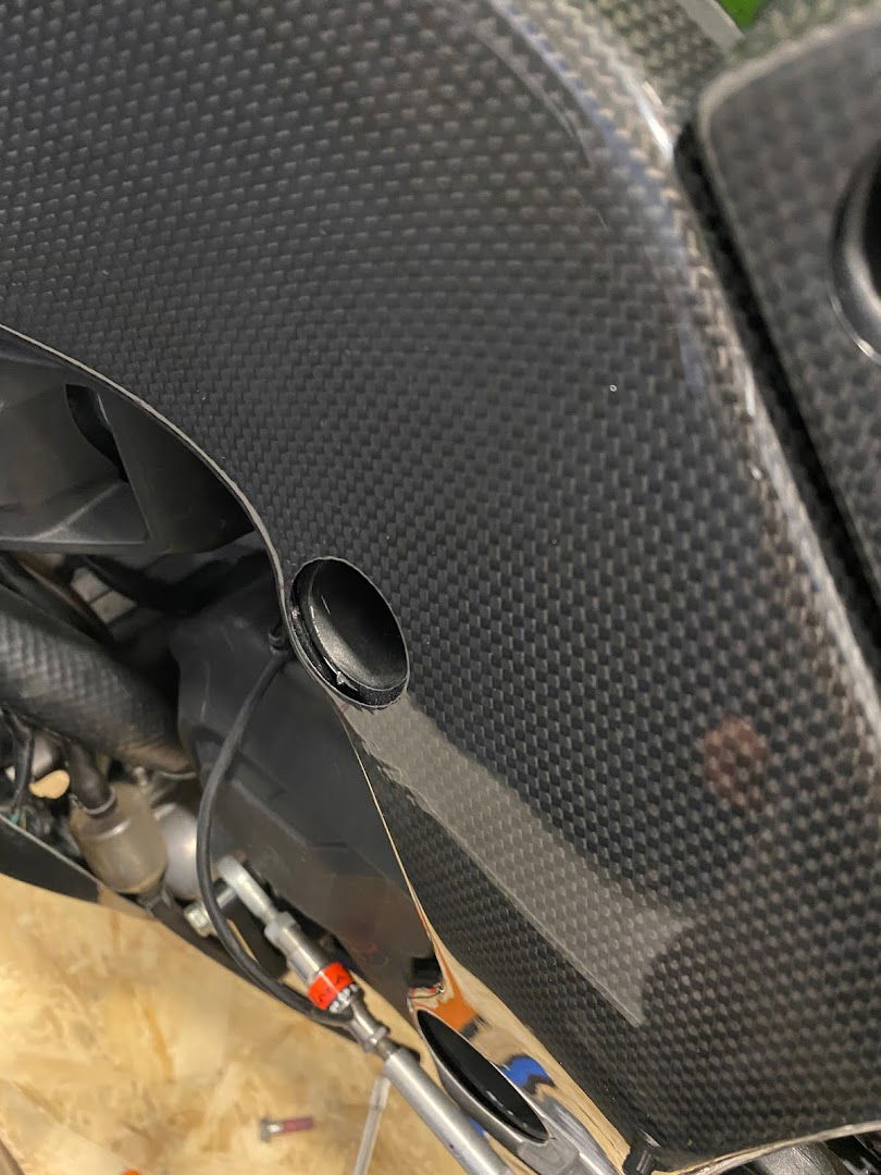 Carbon2race - Carbon fiber performance parts