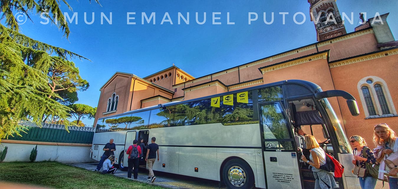 Simon Emanuel Travel