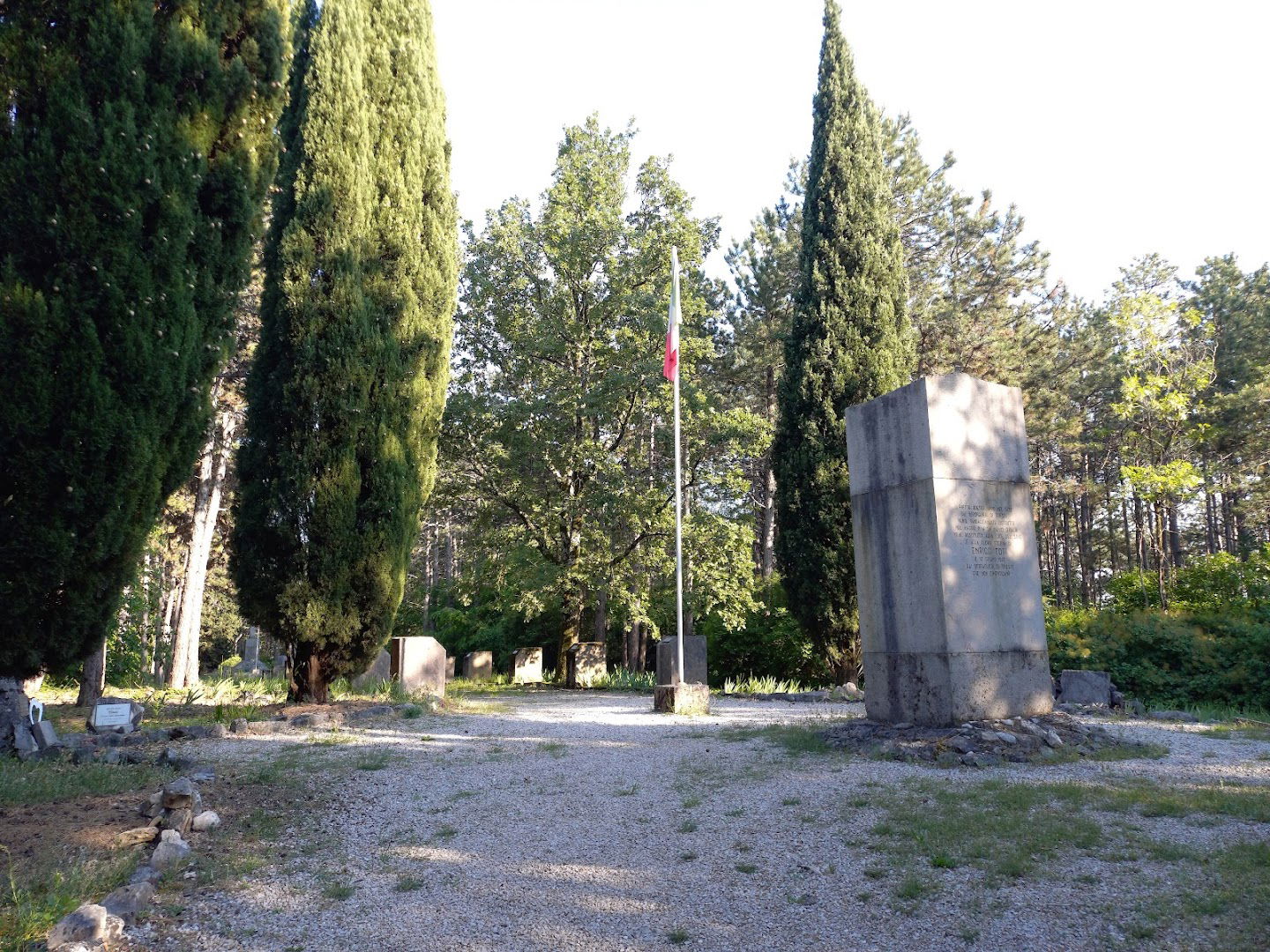 Monumento a Enrico Toti
