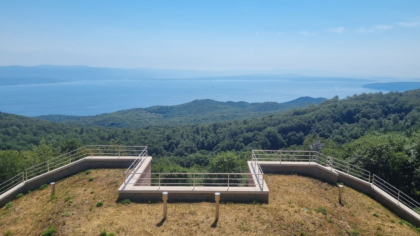 Monument of Alojzije Stepinac