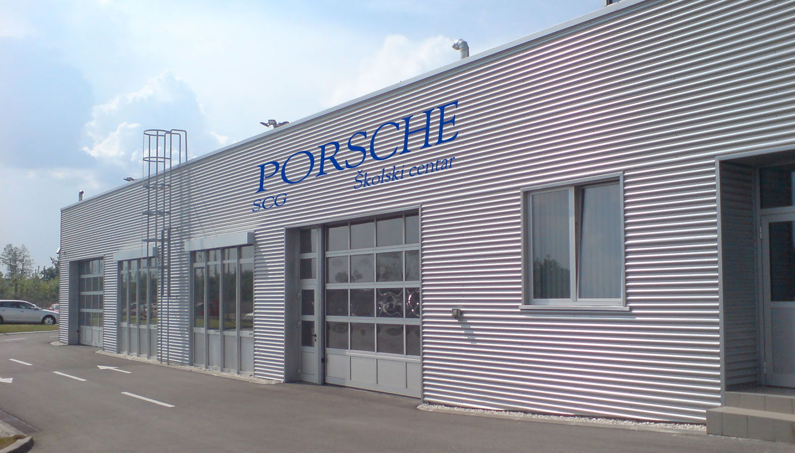Porsche SCG Školski centar