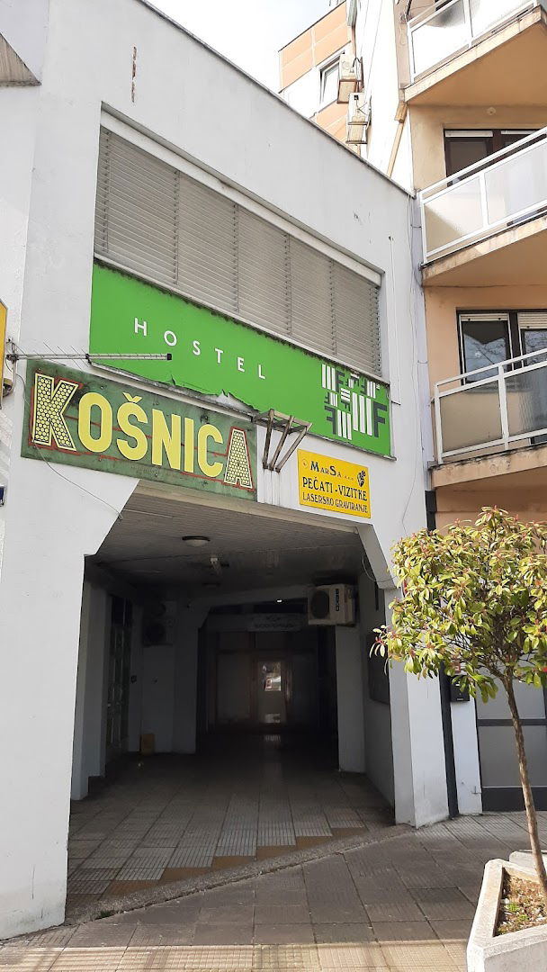 KOŠNICA- pčelarska oprema, domaći med, propolis, pelud, matična mliječ, pčelinji vosak za svijeće, svijeće od pčelinjeg voska