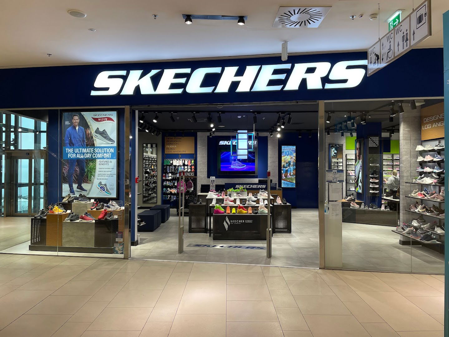 Skechers