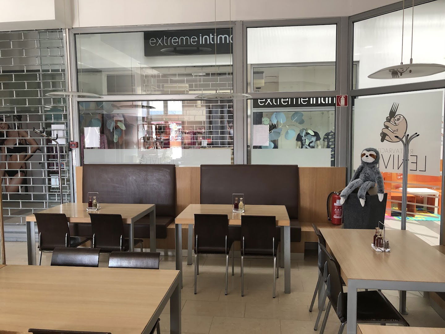 GP gostinstvo, gostinske storitve d.o.o., poslovna enota Samopostrežna restavracija lenivec