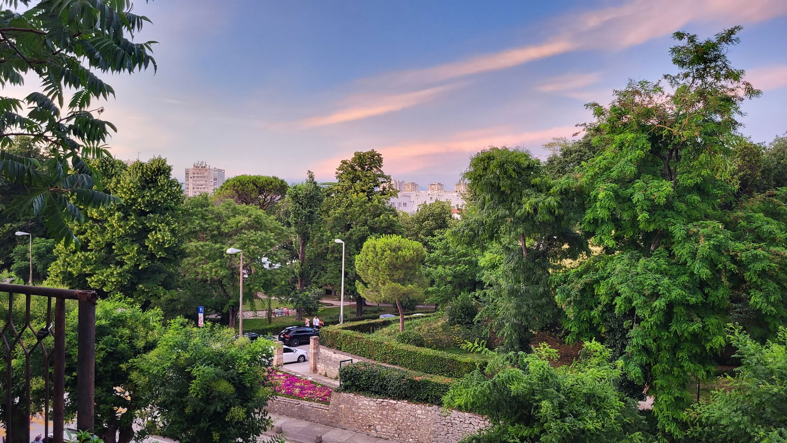 [P] Ulica Krešimira Ćosića Parking